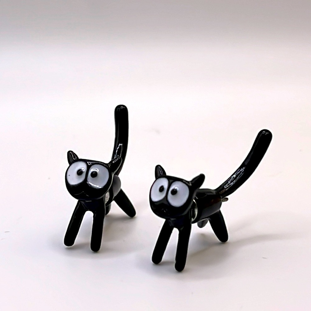 Cartoon Cat Post Earrings